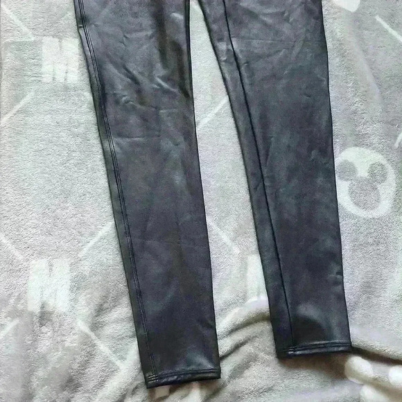Spanx Faux Leather Leggings - Picture 3 of 7